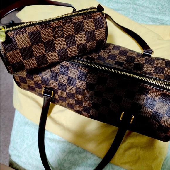 Pre loved LV great condition no damage comes with original dust bag Cnd$1,000 - Picture 1 of 3